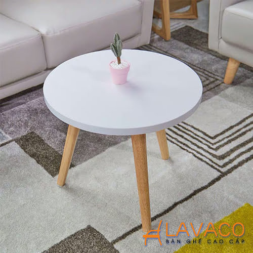 Bàn sofa tròn: Bàn sofa tròn là lựa chọn hoàn hảo cho căn phòng của bạn nếu bạn muốn tạo ra không gian thư giãn chất lượng cao. Với thiết kế tinh tế cùng chất liệu đẹp mắt, bàn sofa tròn sẽ giúp bạn tạo ra một không gian nghỉ ngơi thoải mái và sang trọng.