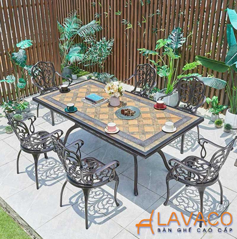 Mẫu bàn ghế nhôm đúc ngoài trời đẹp, bền và sang trọng