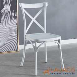 Ghe-nhua-Thonet-xep-chong