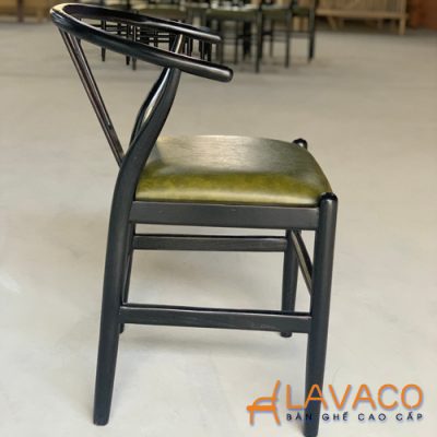 Ghe-cafe-go-mat-nem-Wishbone-chair