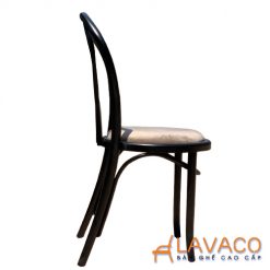 Ghe-cafe-go-Thonet-18-co-nem