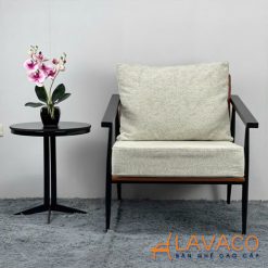 Ghe-sofa-don-khung-sat-boc-nem