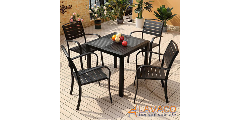 mau-ban-ghe-ca-phe-san-vuon-4