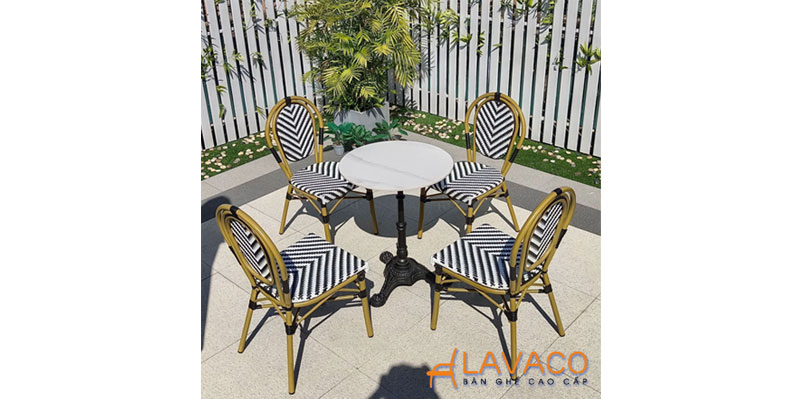 mau-ban-ghe-ca-phe-san-vuon
