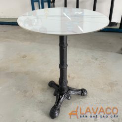 Ban-cafe-tron-mat-da-chan-gang-tru-duc