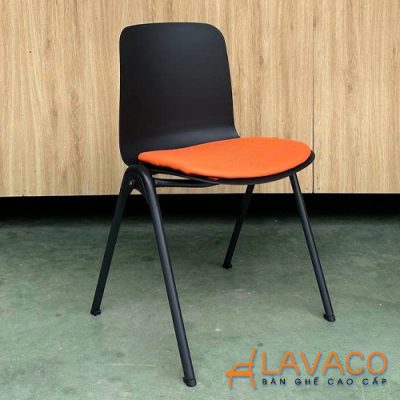 Ghe-nhua-co-nem-chan-sat-da-nang