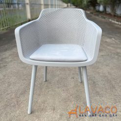 Ghe-cafe-nhua-co-nem