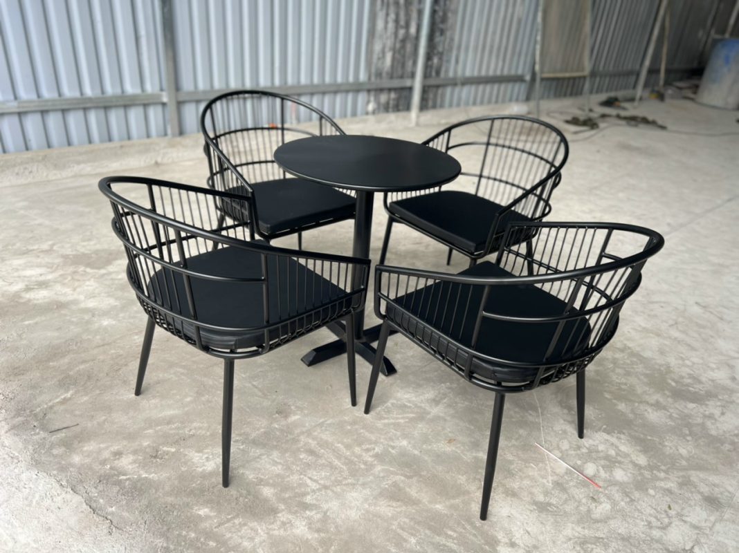 Ghế sắt cafe là gì?