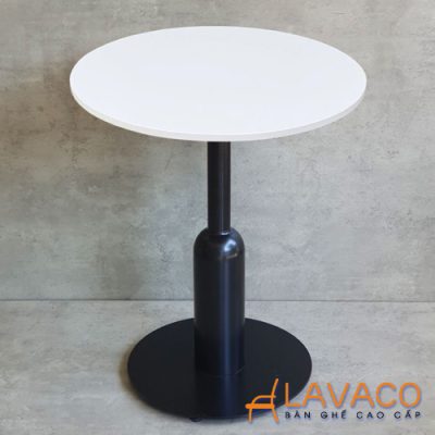 Ban-cafe-tron-mat-go-chan-thep