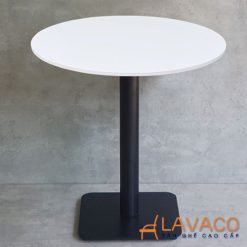 Ban-cafe-tron-mat-go-chan-thep-de-vuong