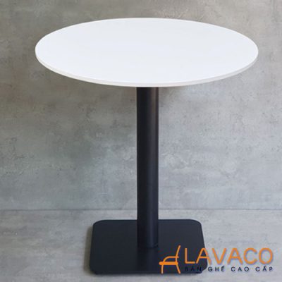 Ban-cafe-tron-mat-go-chan-thep-de-vuong