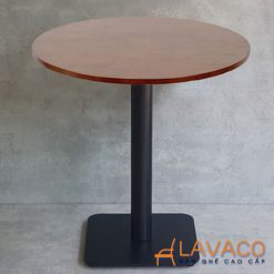 Ban-cafe-tron-mat-go-chan-thep-de-vuong