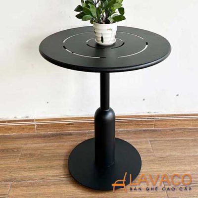 Ban-cafe-tron-sat-son-tinh-dien