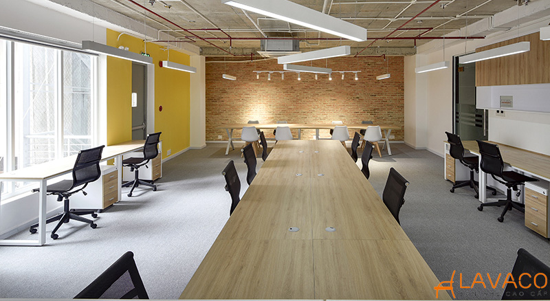 don-vi-cung-cap-ban-ghe-noi-that-van-phong-hcm-5