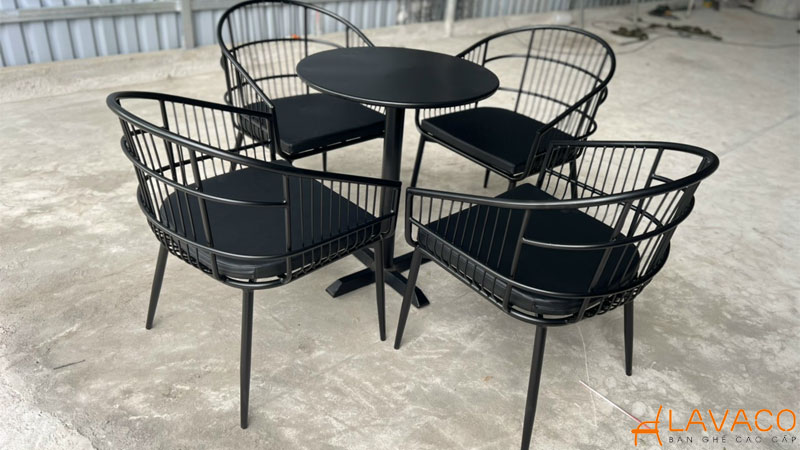 10 mẫu thanh lý bàn ghế sắt ngoài trời phù hợp chi phí