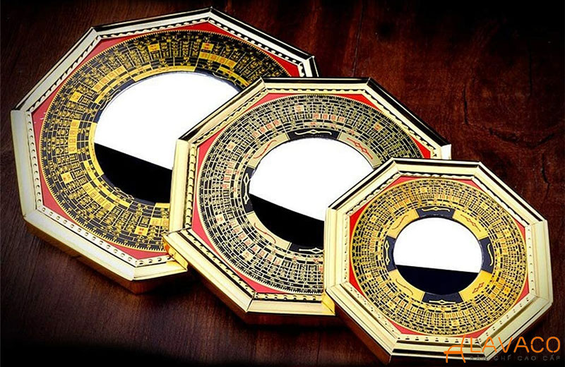 Vật phẩm phong thủy để bàn làm việc hợp tuổi và mệnh