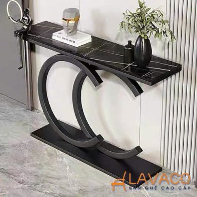 Ban-trang-tri-hien-dai-sang-trong