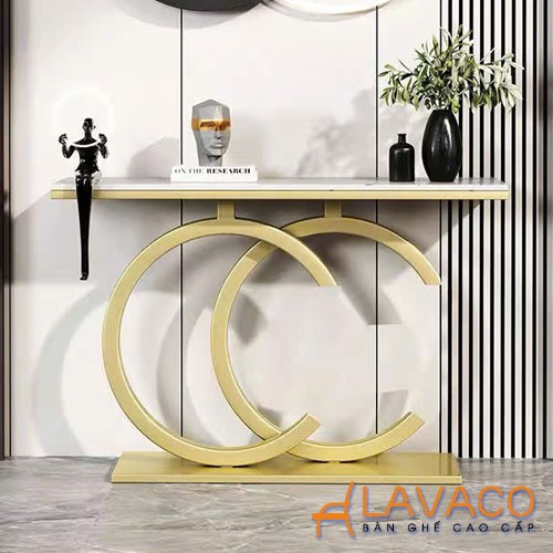 Bàn trang trí hiện đại sang trọng Ban-trang-tri-hien-dai-sang-trong