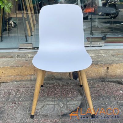 Ghe-cafe-nhua-chan-sat-gia-go