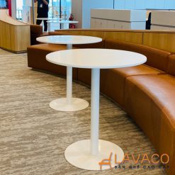 Ban-cafe-mat-go-chan-thep-son-tinh-dien