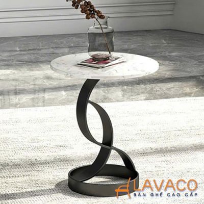 Ban-goc-phong-khach-mat-da-chan-sat-son-tinh-dien