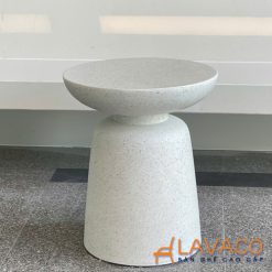 Ban-goc-sofa-be-tong-da-mai