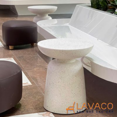 Ban-goc-sofa-be-tong-da-mai