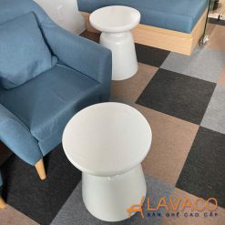 Ban-goc-sofa-be-tong-da-mai