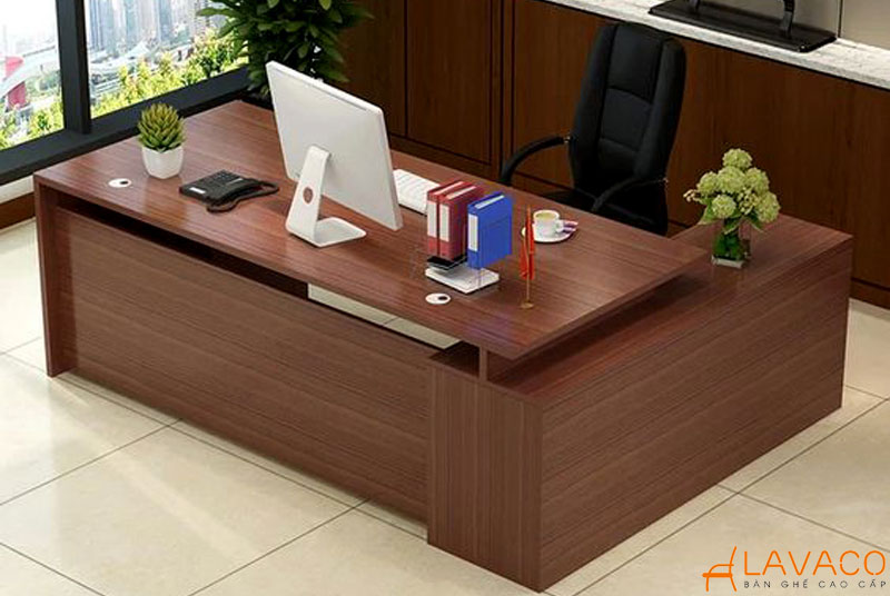 Cách trang trí và sắp xếp bàn làm việc theo phong thủy