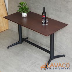 Ban-cafe-hinh-chu-nhat-mat-go-chan-sat