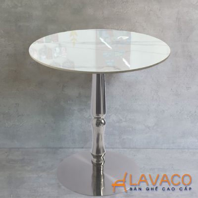 Bo-ban-ghe-tiep-khach-showroom-hien-dai