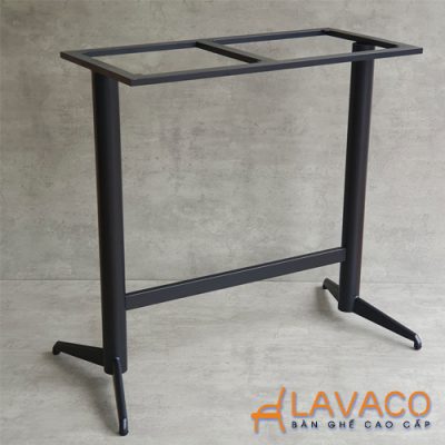 Chan-ban-bar-hinh-chu-nhat