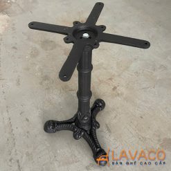 Chan-ban-cafe-gang-duc-co-dien