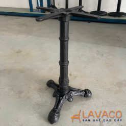 Chan-ban-cafe-gang-duc-co-dien