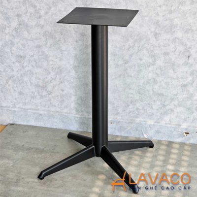 Chan-ban-cafe-sat-son-tinh-dien