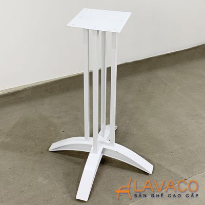 Chan-ban-cafe-sat-son-tinh-dien-hien-dai