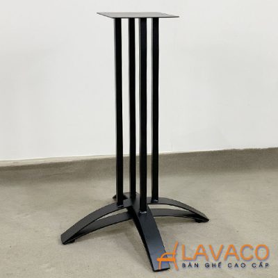 Chan-ban-cafe-sat-son-tinh-dien-hien-dai