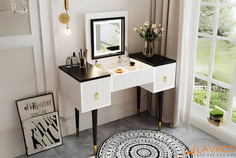 TOP những mẫu bàn trang điểm bằng nhựa đẹp nhất 2025