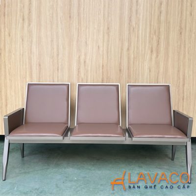 Ghe-phong-cho-khung-thep-boc-da