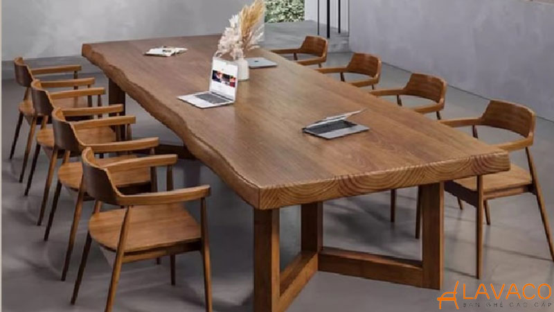 Tổng hợp 15 mẫu bàn ghế gỗ phòng họp đẹp, bền và sang trọng