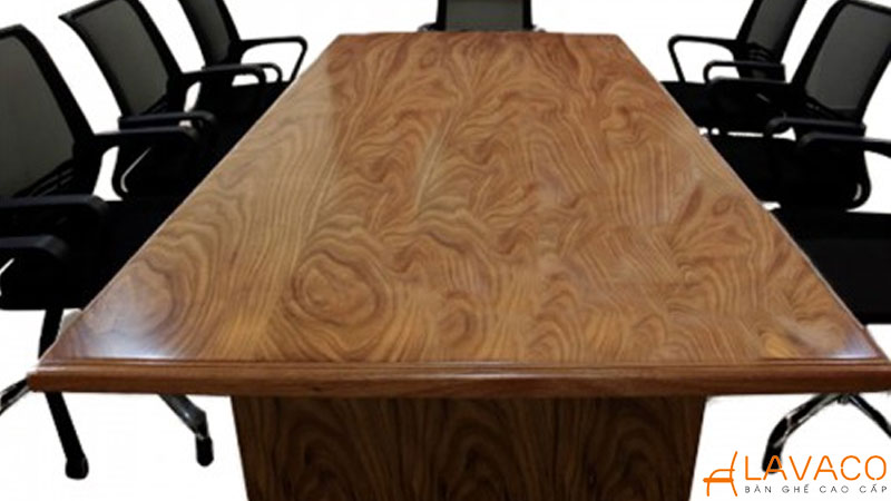 Tổng hợp 15 mẫu bàn ghế gỗ phòng họp đẹp, bền và sang trọng