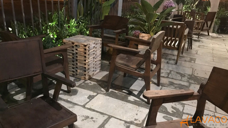 Tư vấn chọn mua bàn ghế quán cafe cũ thanh lý chất lượng, đúng giá