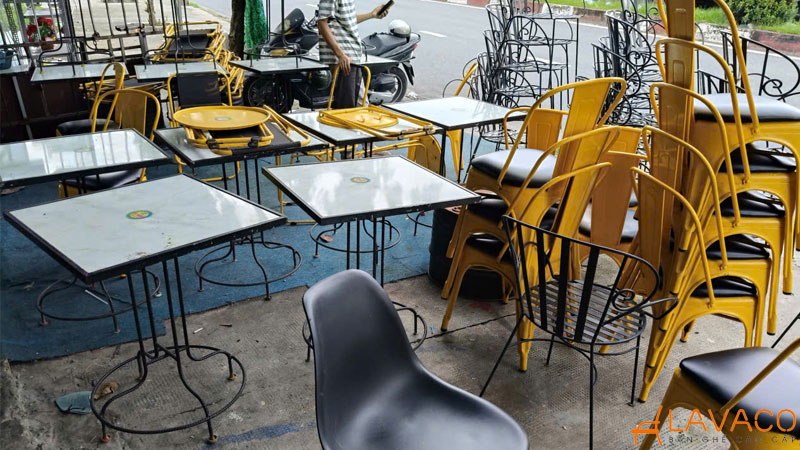 Tư vấn chọn mua bàn ghế quán cafe cũ thanh lý chất lượng, đúng giá