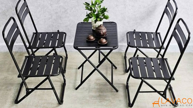 Những lưu ý khi chọn mua bàn ghế sắt cafe thanh lý cũ