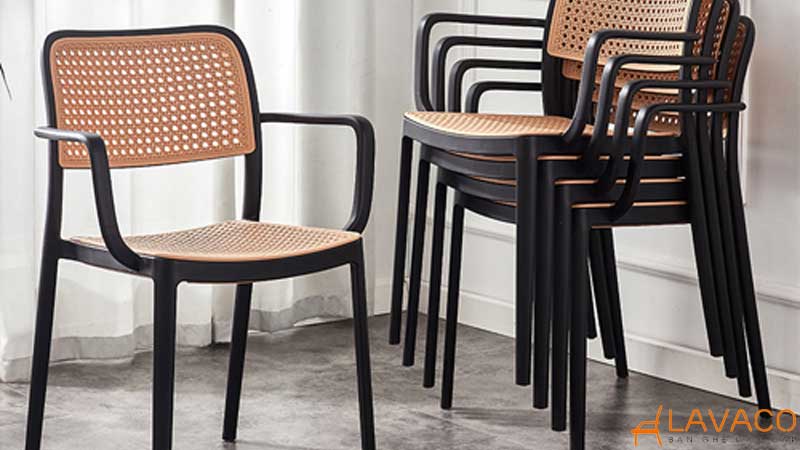 TOP 15 mẫu bàn ghế cafe nhựa giả mây đẹp nhất hiện nay