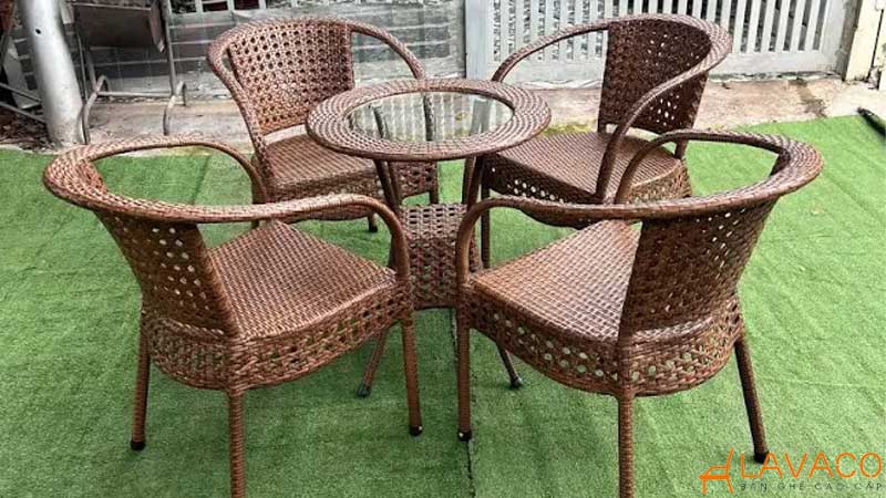 TOP 15 mẫu bàn ghế cafe nhựa giả mây đẹp nhất hiện nay