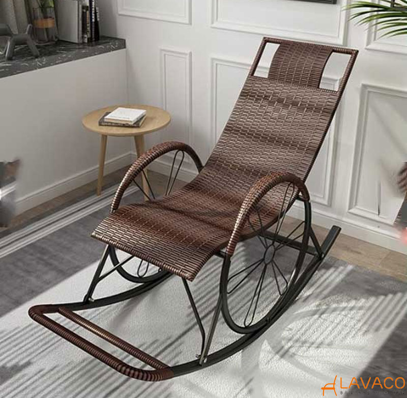 Ghế dài mây nhựa bập bênh thư giãn