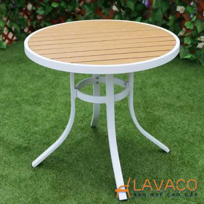 Ban-tron-san-vuon-khung-nhom-mat-nhua-gia-go