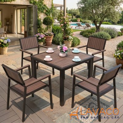 Bo-ban-cafe-san-vuon-biet-thu-4-ghe