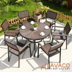 Bo-ban-cafe-san-vuon-khung-nhom-mat-nhua-composite